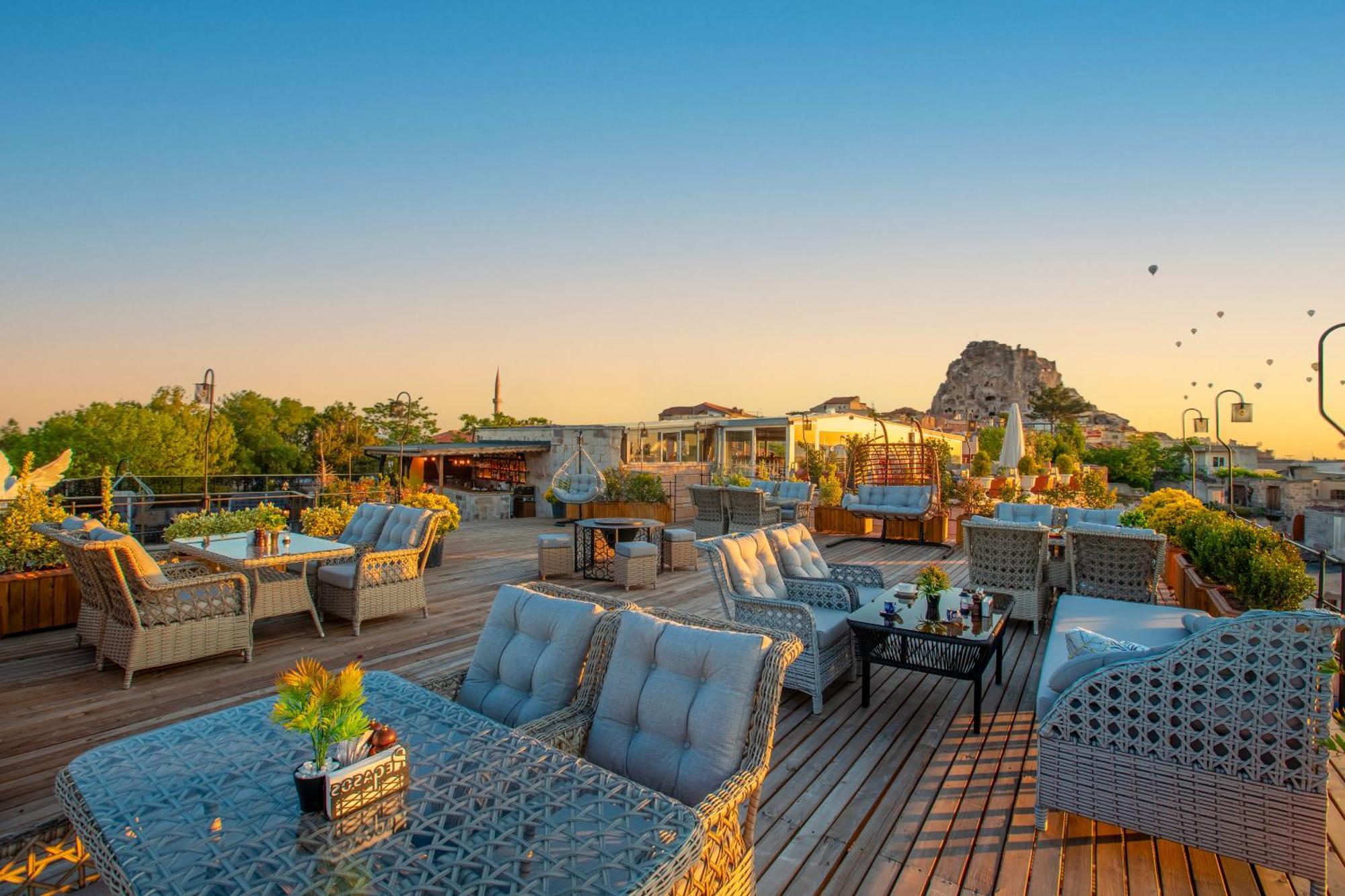 Cappadocia Pegasos Cave Suite Hotel Ючхисар Екстериор снимка
